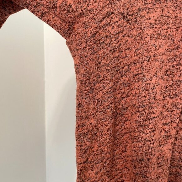 TORRID 4 Plus Size Off Shoulder Super Soft Plush Rib Trim Sweatshirt Coral ish - Picture 9 of 16